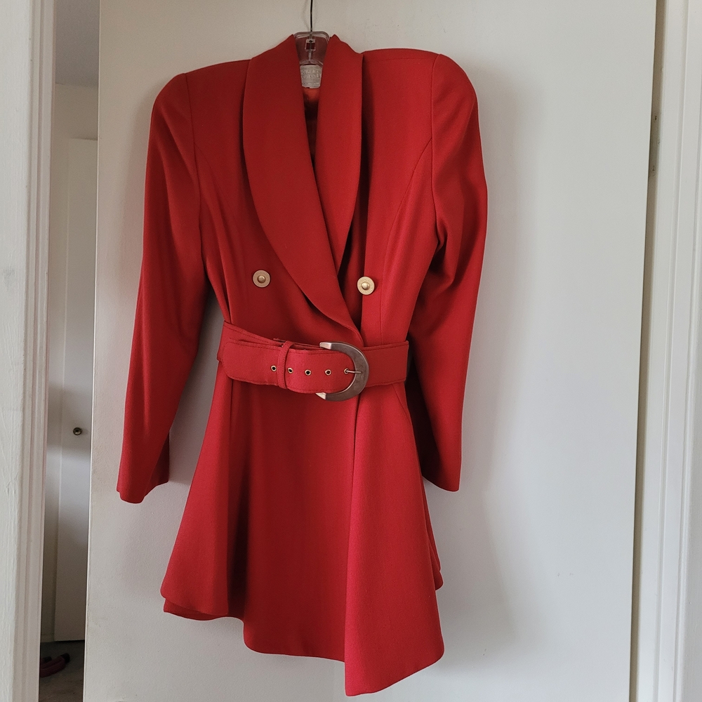 Elegant Women's Suit in Burnt Orange